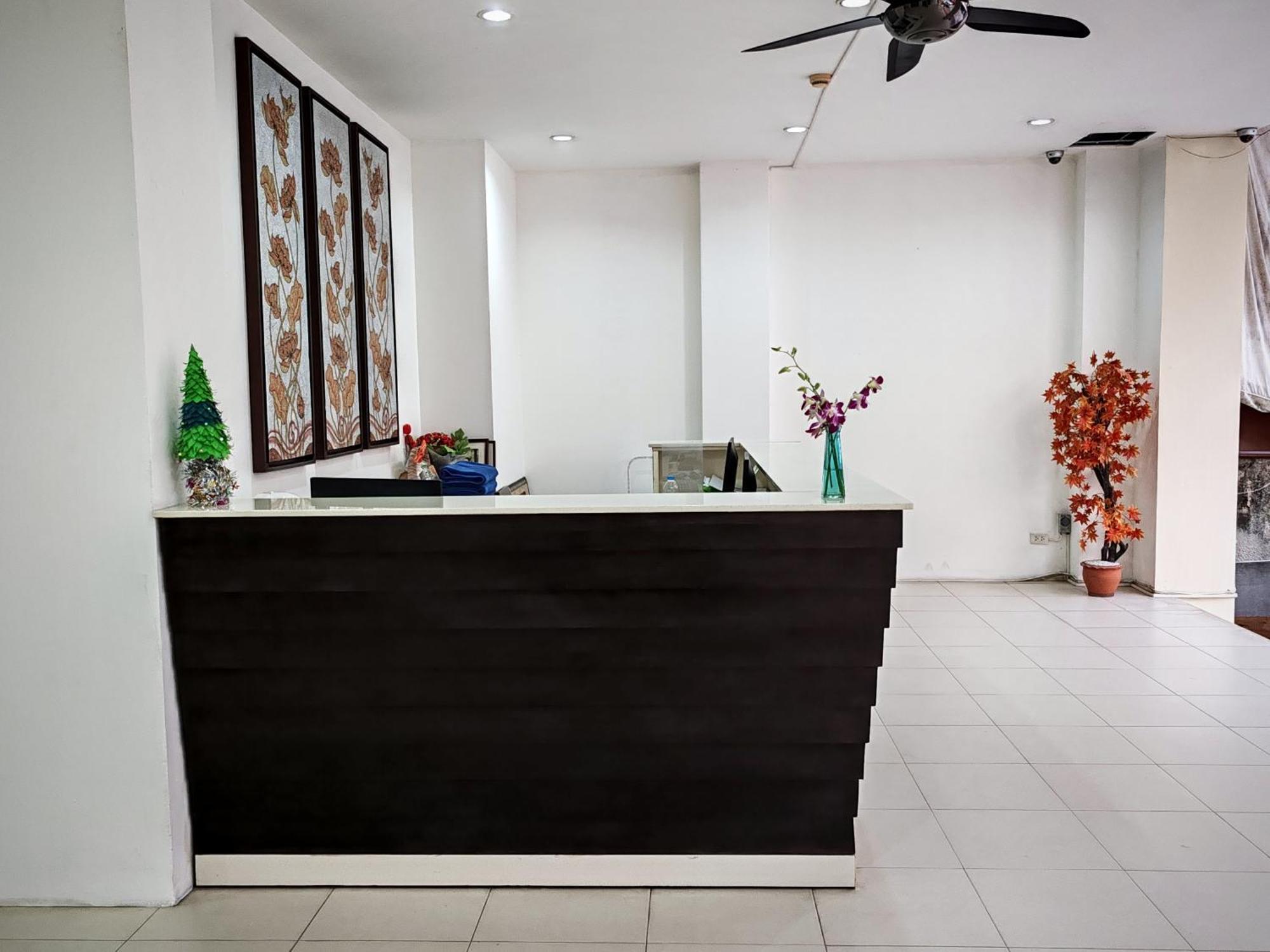 Harmony Patong Hotel Экстерьер фото