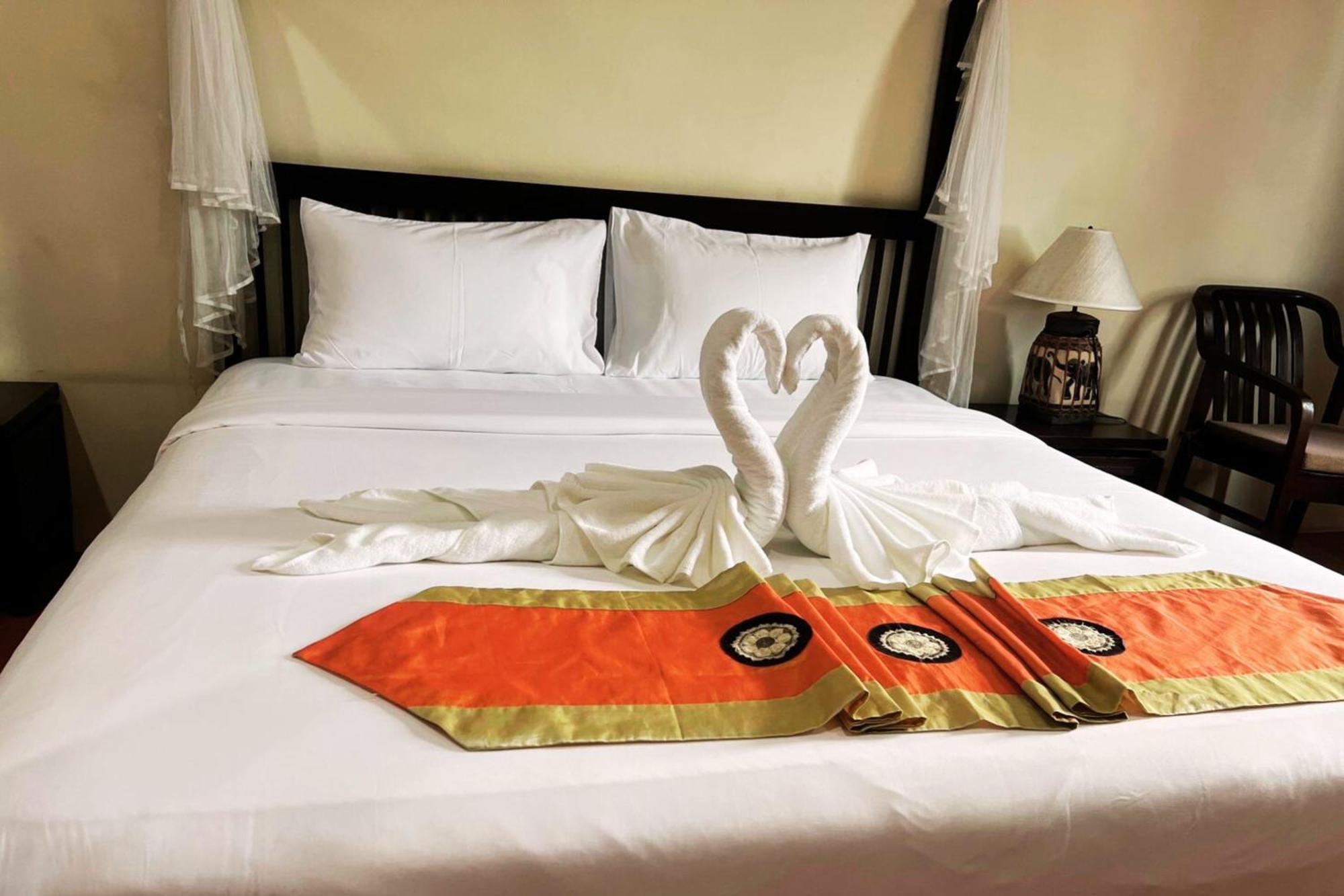 Harmony Patong Hotel Экстерьер фото