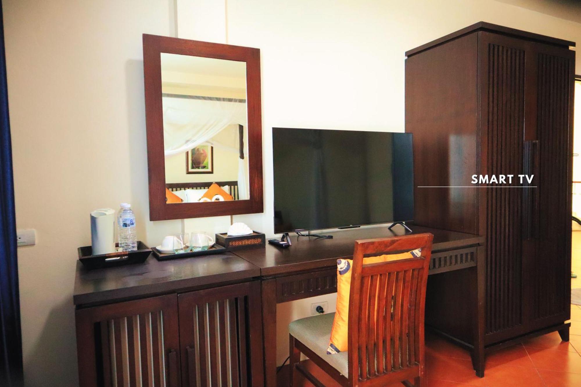 Harmony Patong Hotel Экстерьер фото